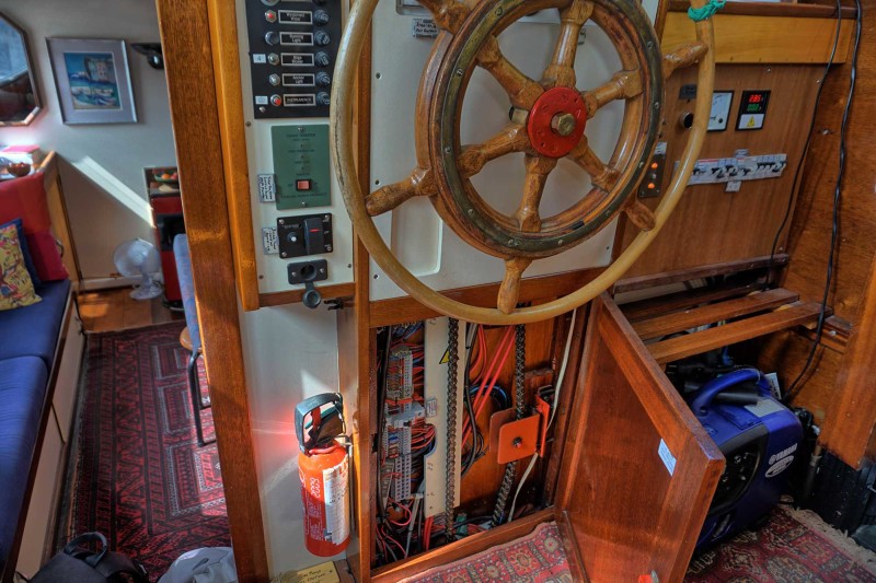 crémaillère péniche à vendre à roanne crémaillère péniche à vendre à roanne