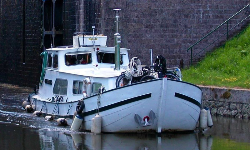 Peniche Vagabond à vendre à Roanne 42300 Peniche Vagabond à vendre à Roanne 42300
